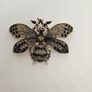 Bee Brooch Pin Rhinestones Crystals Tan Black Red Eyes Insect Bug